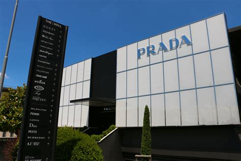 prada spaccio the mall
